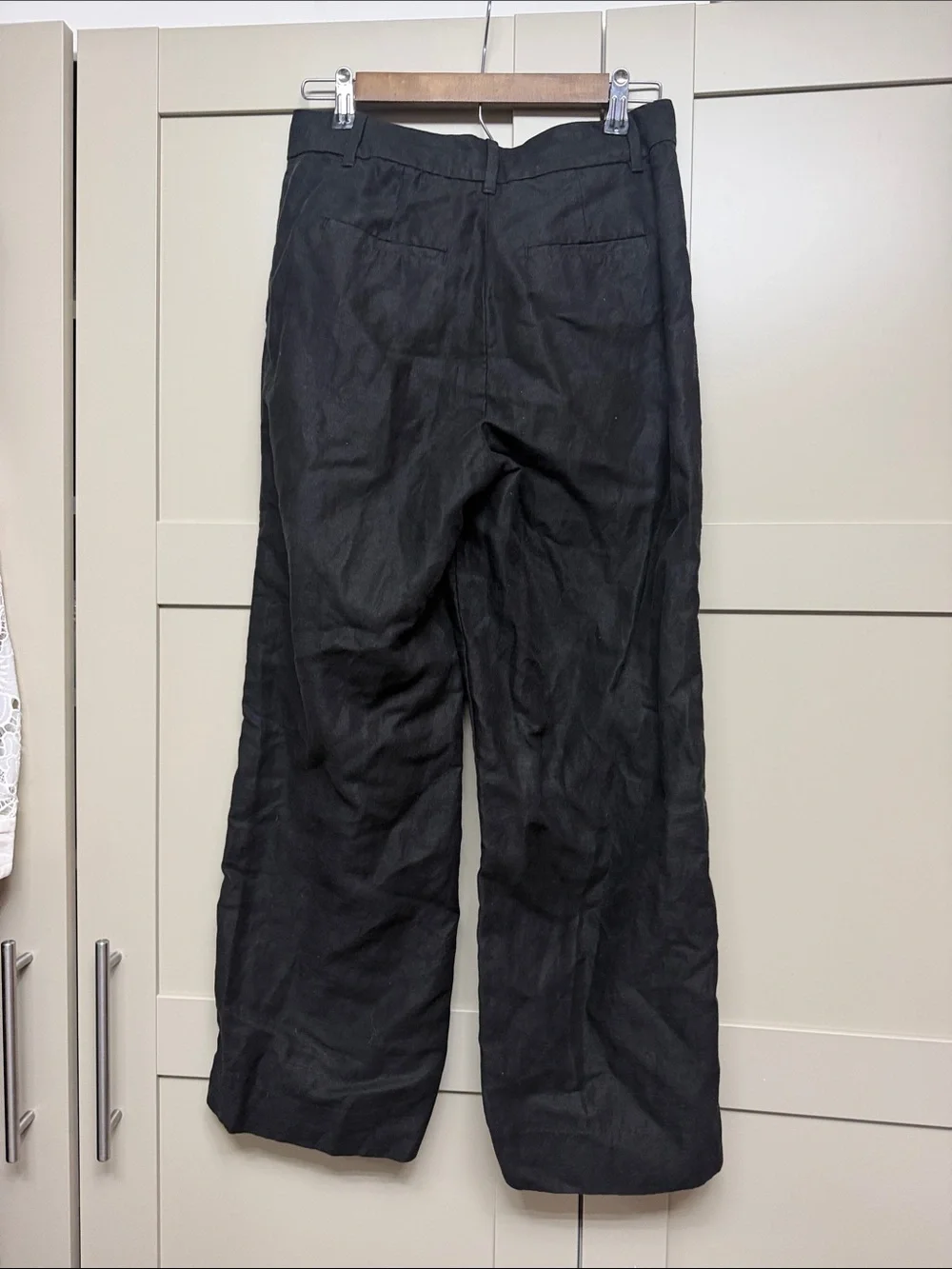 Aritzia Black Wide-Leg Chino Trousers SIZE 4